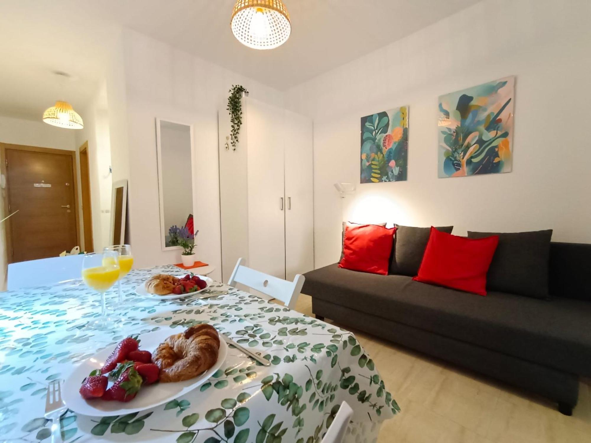 Monisimo Apartamento En Centro Historico De Con Parking Appartamento *